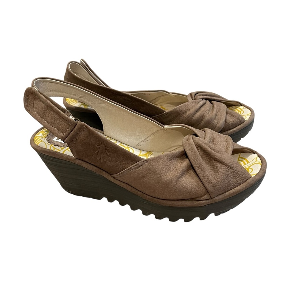 FLY London Yates Taupe Nubuck Wedge Sandal, Sz 39 - Picture 4 of 15